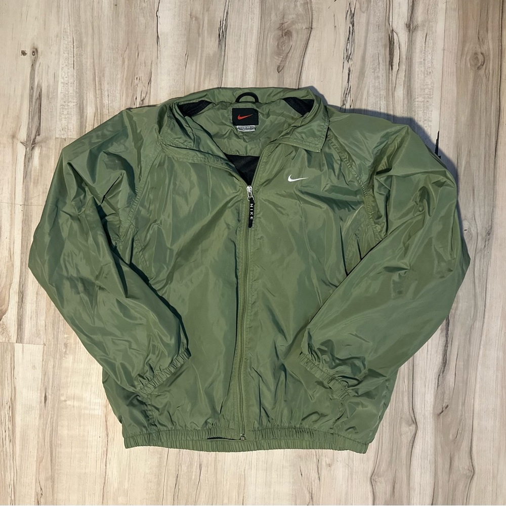 **SOLD** Vintage 90s Nike Windbreaker Zipup Jacket Green Mesh line RN 56323